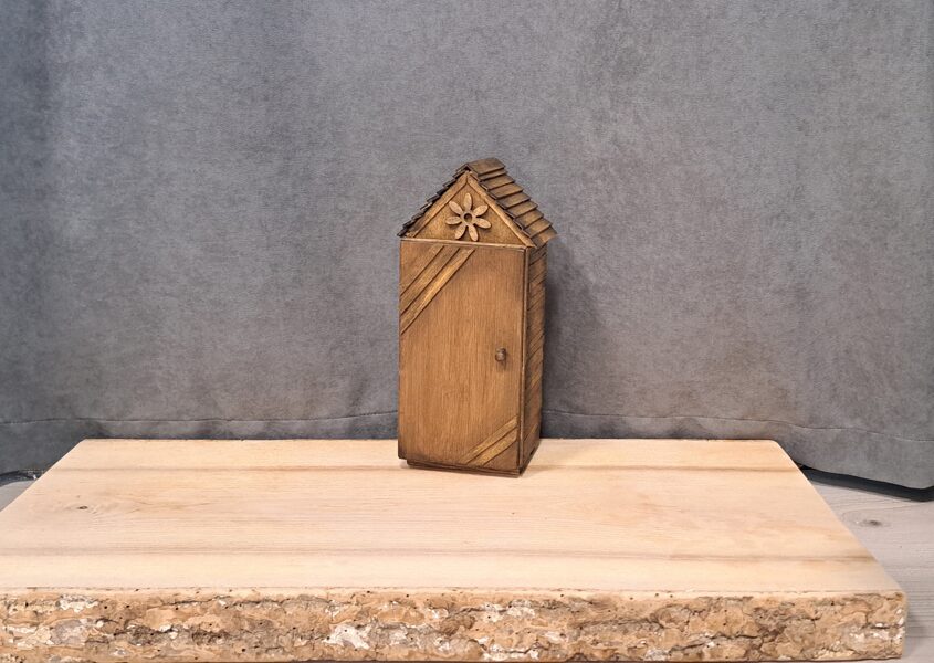 Box - Miniature house