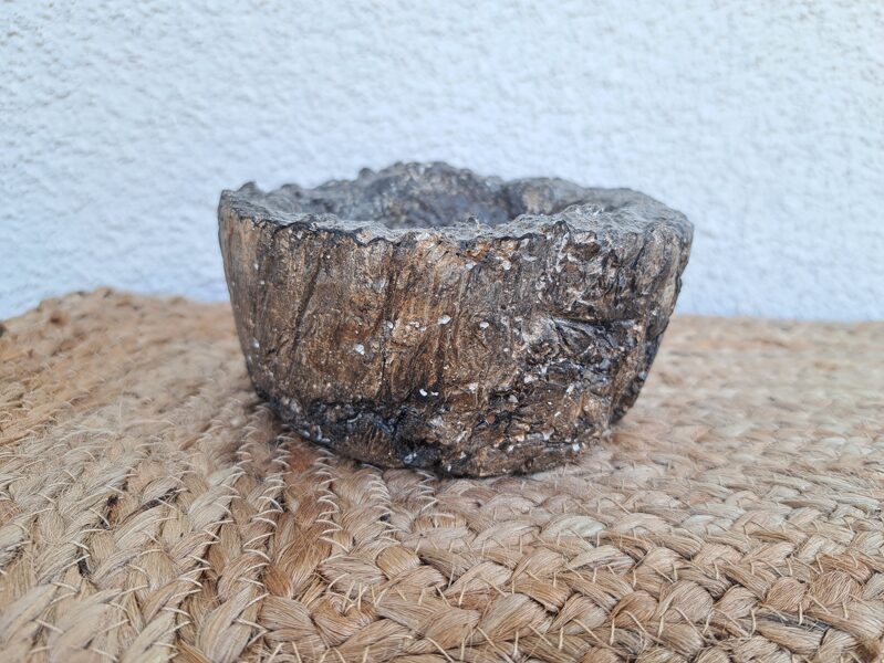 Hypertufa planter